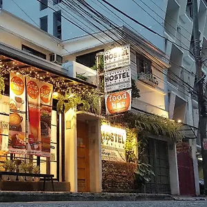 https://crossroads-hostel-manila.angeleshotels.net